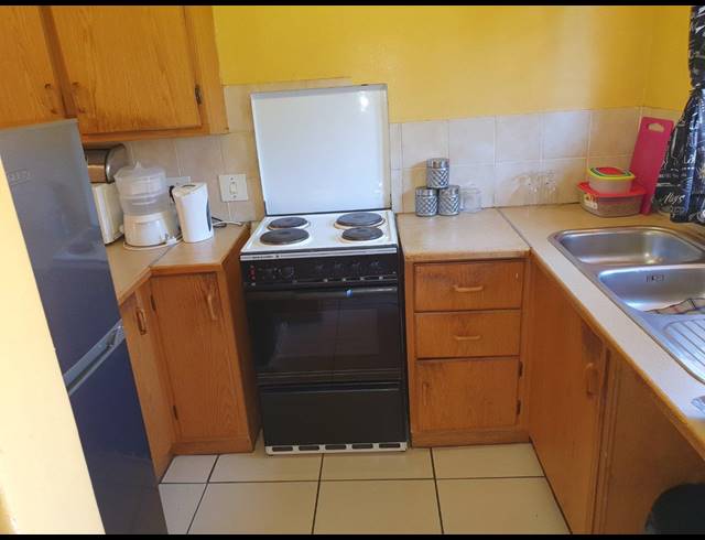 2 BEDROOM TOWNHOUSE SOLD IN THE ORCHARDS